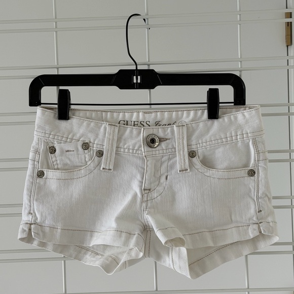 Vintage Guess Jeans Y2K White Low Rise Booty Shorts Size 25